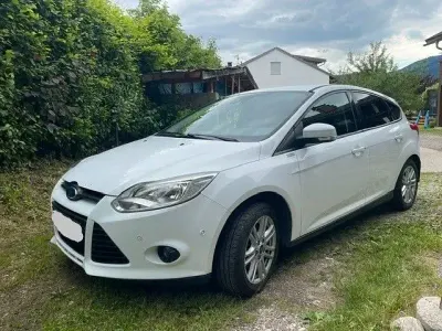 Gebraucht Ford Focus Trend 150 PS (110 kW) 2011 Weiß Limousine