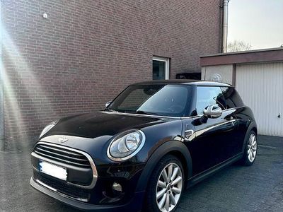Gebraucht Mini ONE 75 PS (55 kW) 2017 Schwarz Kleinwagen