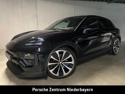 Gebraucht Porsche Macan 300 kW (408 PS) 2024 Tiefschwarzmetallic SUV