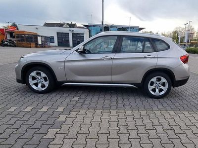 Second-hand BMW X1 150 CP (110 kW) 2011 Negru SUV