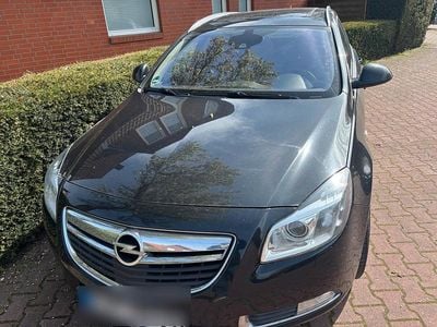 Gebraucht Opel Insignia 197 PS (144 kW) 2013 Schwarz Kombi