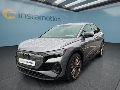 Grau Gebraucht 2022 Audi Q4 Sportback e-tron SUV | 35.890 € (Fairer Preis)