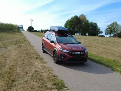 Gebraucht Dacia Jogger Extreme 101 PS (74 kW) 2023 Orange Van / Kleinbus