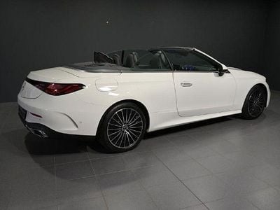 Polar white Gebraucht 2024 Mercedes CLE200 AMG Cabrio | 49.870 € (Superpreis)