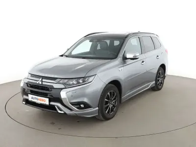 Gebraucht Mitsubishi Outlander Top 150 PS (110 kW) 2019 Grau SUV