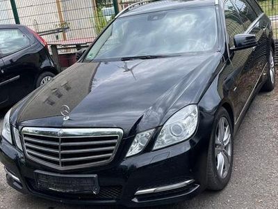 Mercedes E220
