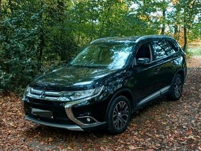 Usata Mitsubishi Outlander 150 CV (110 kW) 2015 Nero SUV