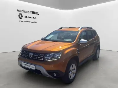 Gebraucht Dacia Duster Comfort 114 PS (83 kW) 2018 Orange SUV