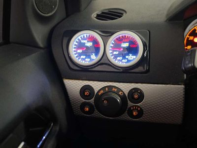 Schwarz Gebraucht 2006 Opel Astra GTC Limousine | 4.500 € (Teuer)