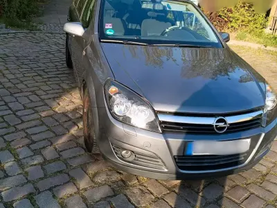 Gebraucht Opel Astra 2006 Silber Kombi