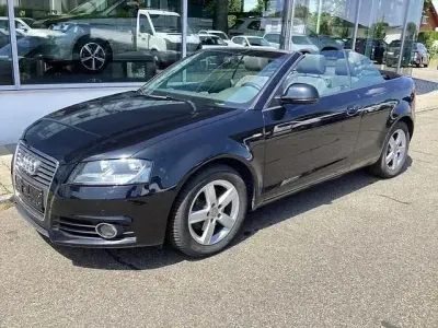 Gebraucht Audi A3 Cabriolet Attraction 160 PS (117 kW) 2010 Schwarz Cabrio