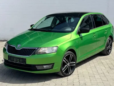 Käytetty Skoda Rapid Style 105 HP (77 kW) 2014 Vihreä Viistoperä