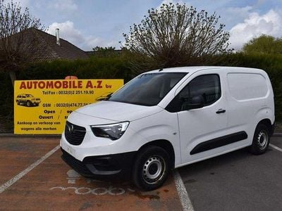 Gebraucht Opel Combo Comfort 76 PS (55 kW) 2019 Weiß Van / Kleinbus