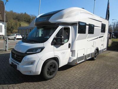 Begagnad Chevrolet Suburban 355 HK (261 kW) 2016 Vit SUV