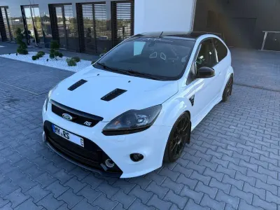 Gebraucht Ford Focus Sport 400 PS (294 kW) 2009 Weiß Limousine