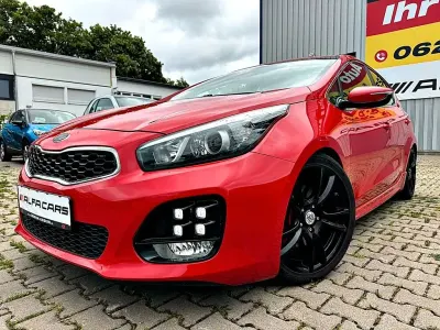 Używany Kia Ceed GT-Line 120 KM (88 kW) 2015 Czerwony Hatchback