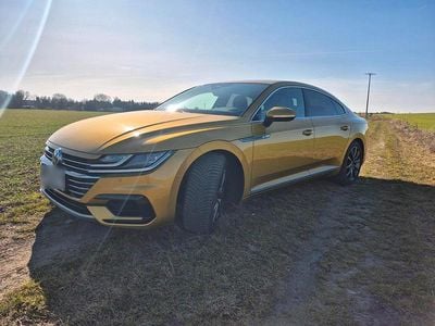 Second-hand VW Arteon 272 CP (200 kW) 2018 Galben Hatchback