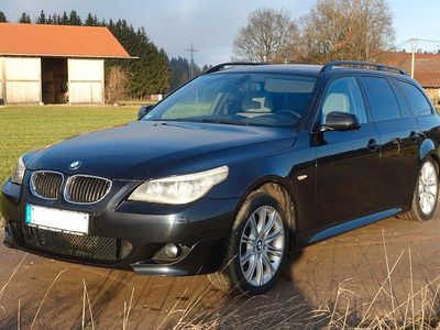 Schwarz Gebraucht 2009 BMW 530 Comfort Edition Kombi | 8.900 € (Fairer Preis)