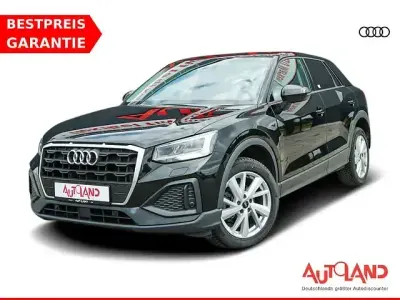 Gebraucht Audi Q2 Comfort 150 PS (110 kW) 2022 Schwarz SUV
