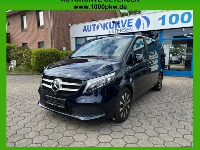 Używany Mercedes V220 Edition 163 KM (119 kW) 2022 Niebieski Minivan