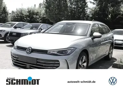 Gebraucht VW Passat Business 122 PS (89 kW) 2025 Oyster silver metallic Kombi