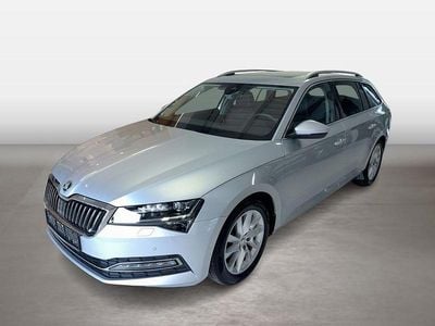 Gebraucht Skoda Superb Style 200 PS (147 kW) 2023 Brilliant silber (metallic) Kombi