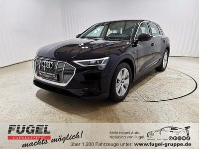 Gebraucht Audi e-tron Comfort 230 kW (313 PS) 2022 Brillantschwarz SUV