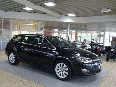 Gebraucht Opel Astra Innovation 165 PS (121 kW) 2012 Schwarz Kombi