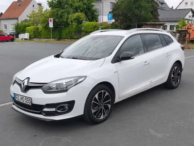 Gebraucht Renault Mégane GrandTour Bose Edition 110 PS (80 kW) 2014 Kombi