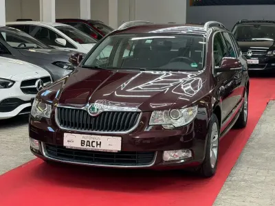 Gebraucht Skoda Superb Ambition 160 PS (117 kW) 2010 Rot Kombi