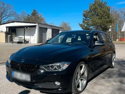 Gebraucht BMW 320 183 PS (134 kW) 2013 Schwarz Kombi