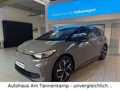 Grau Neu 2025 VW ID.3 Pure Kleinwagen | 36.990 € (Teuer)