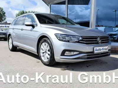 Gebraucht VW Passat Business 150 PS (110 kW) 2023 Silber Kombi