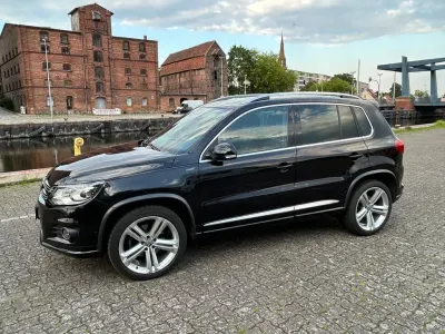 Gebraucht VW Tiguan LOUNGE 150 PS (110 kW) 2016 Schwarz SUV
