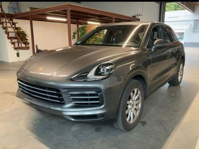 Quarzitgrau Gebraucht 2019 Porsche Cayenne SUV | 62.888 € (Teuer)