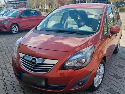 Usata Opel Meriva 120 CV (88 kW) 2013 Rosso Monovolume