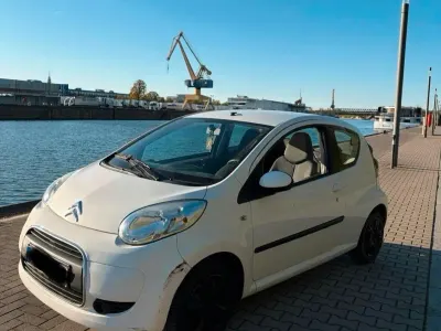 Gebraucht Citroën C1 68 PS (50 kW) 2009 Weiß Kleinwagen