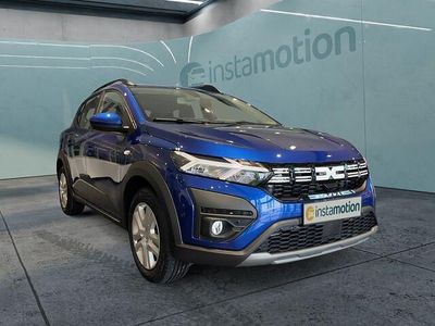 Gebraucht Dacia Sandero Expression 101 PS (74 kW) 2024 Blau Kleinwagen