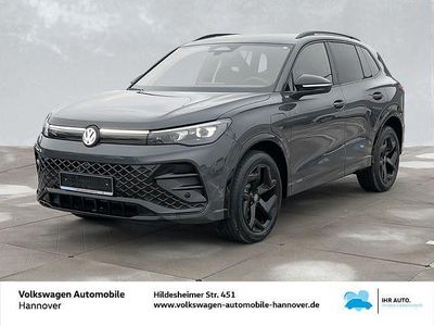 Neu VW Tiguan R-line 150 PS (110 kW) 2026 Grau SUV