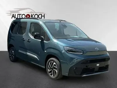 Gebraucht Toyota Proace Verso City 100 kW (136 PS) 2025 Blau Kombi