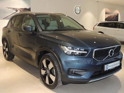 Gebraucht Volvo XC40 Momentum 163 PS (119 kW) 2022 Blau SUV