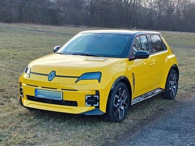 Gelb Gebraucht 2025 Renault R5 Iconic Kleinwagen | 29.200 € (Superpreis)