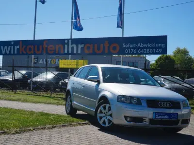 Second-hand Audi A3 Sportback Attraction 102 CP (75 kW) 2005 Argintiu Hatchback