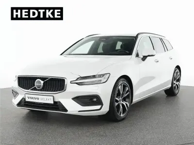 Gebraucht Volvo V60 Core 163 PS (119 kW) 2024 Weiß Kombi