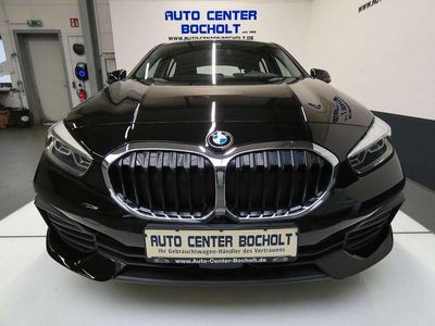 Schwarz ii/bonnet fluid black Gebraucht 2022 BMW 118 Advantage Kleinwagen | 17.450 € (Guter Preis)