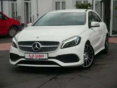 Gebraucht Mercedes A180 AMG line 122 PS (89 kW) 2018 Weiß Limousine