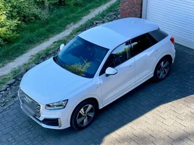 Używany Audi Q2 S-Line 150 KM (110 kW) 2018 Biały SUV
