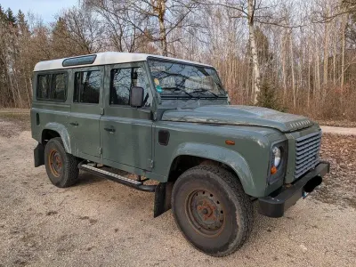 Second-hand Land Rover Defender 122 CP (89 kW) 2015 Verde Break