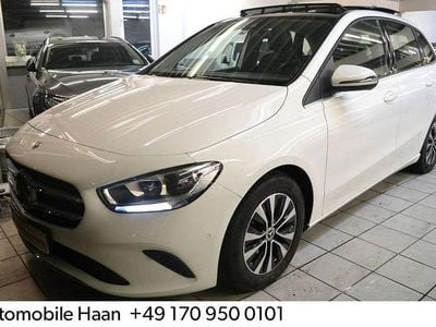 Gebraucht Mercedes B180 Style 116 PS (85 kW) 2022 Weiß Van / Kleinbus