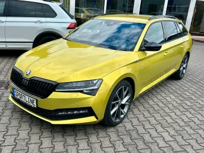 Gebraucht Skoda Superb SportLine 200 PS (147 kW) 2023 Gold Limousine